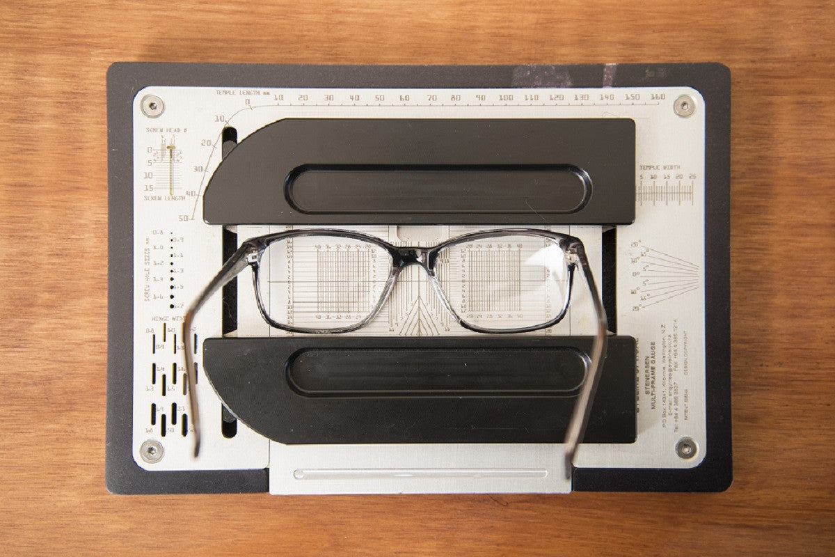 New or replacement prescription lenses for glasses (reglaze)